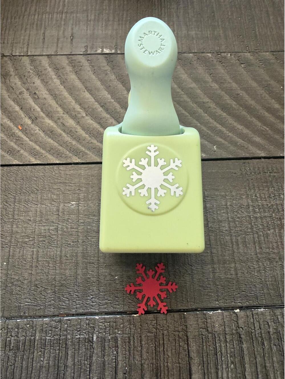 Martha Stewart Snowflake Shape Punch